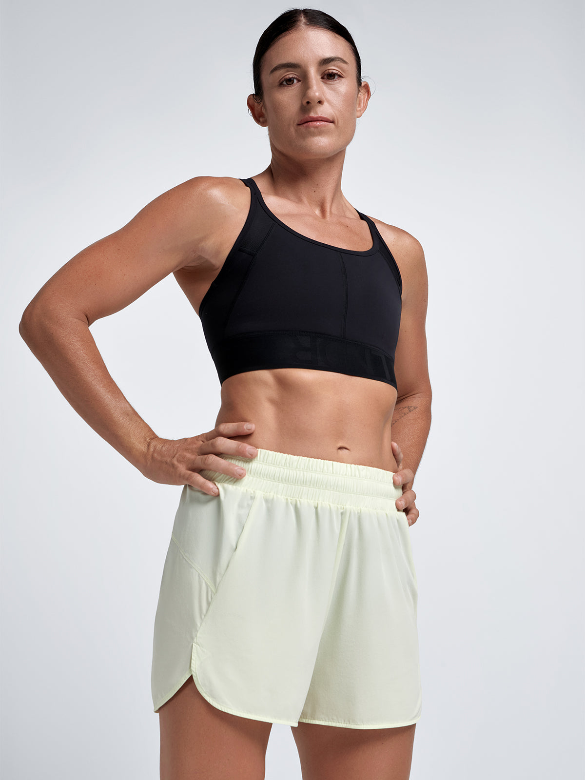 Womens pro run black short 1