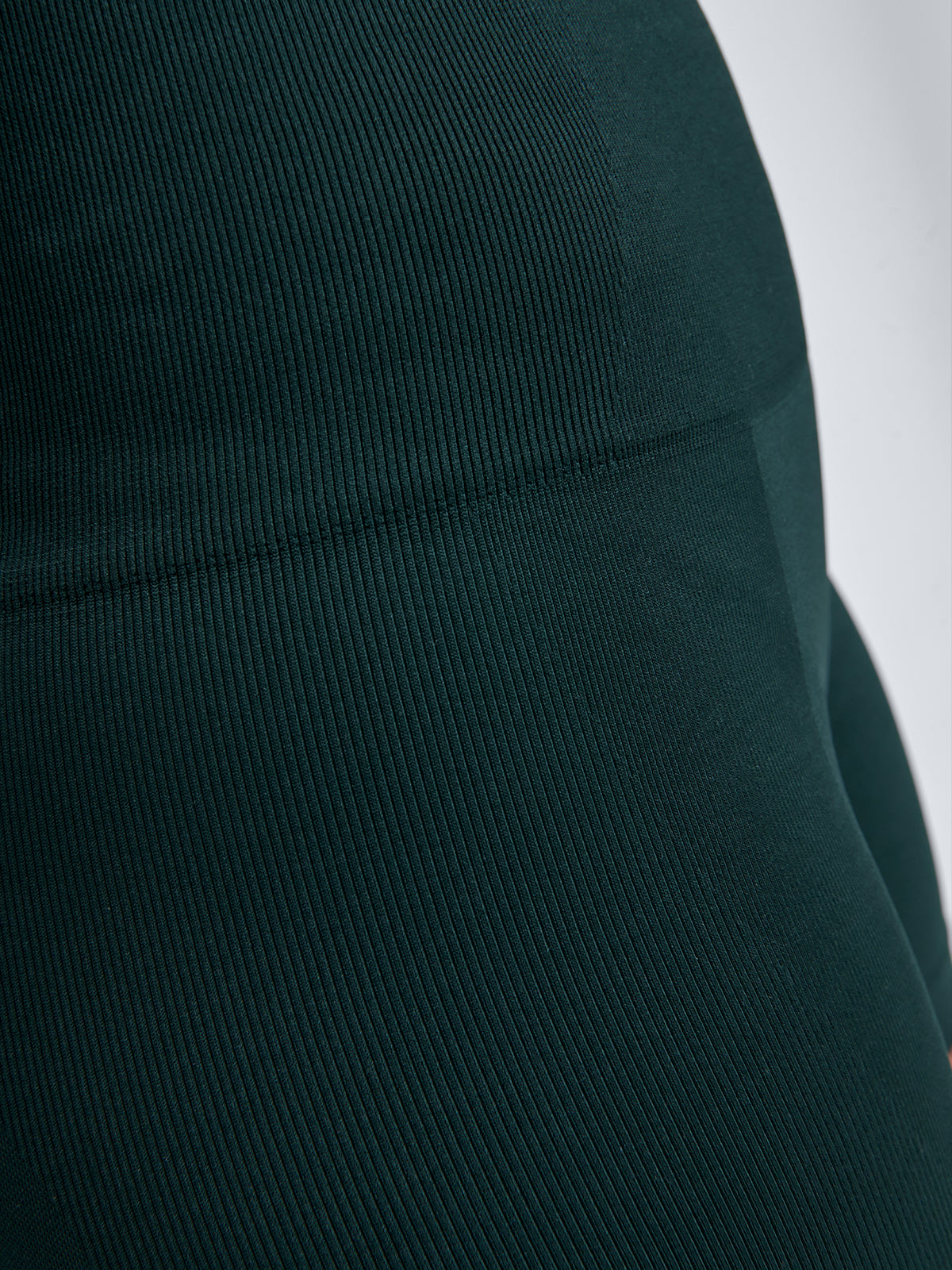 Womens chisel high waisted 6 inch dark green bike shorts 8