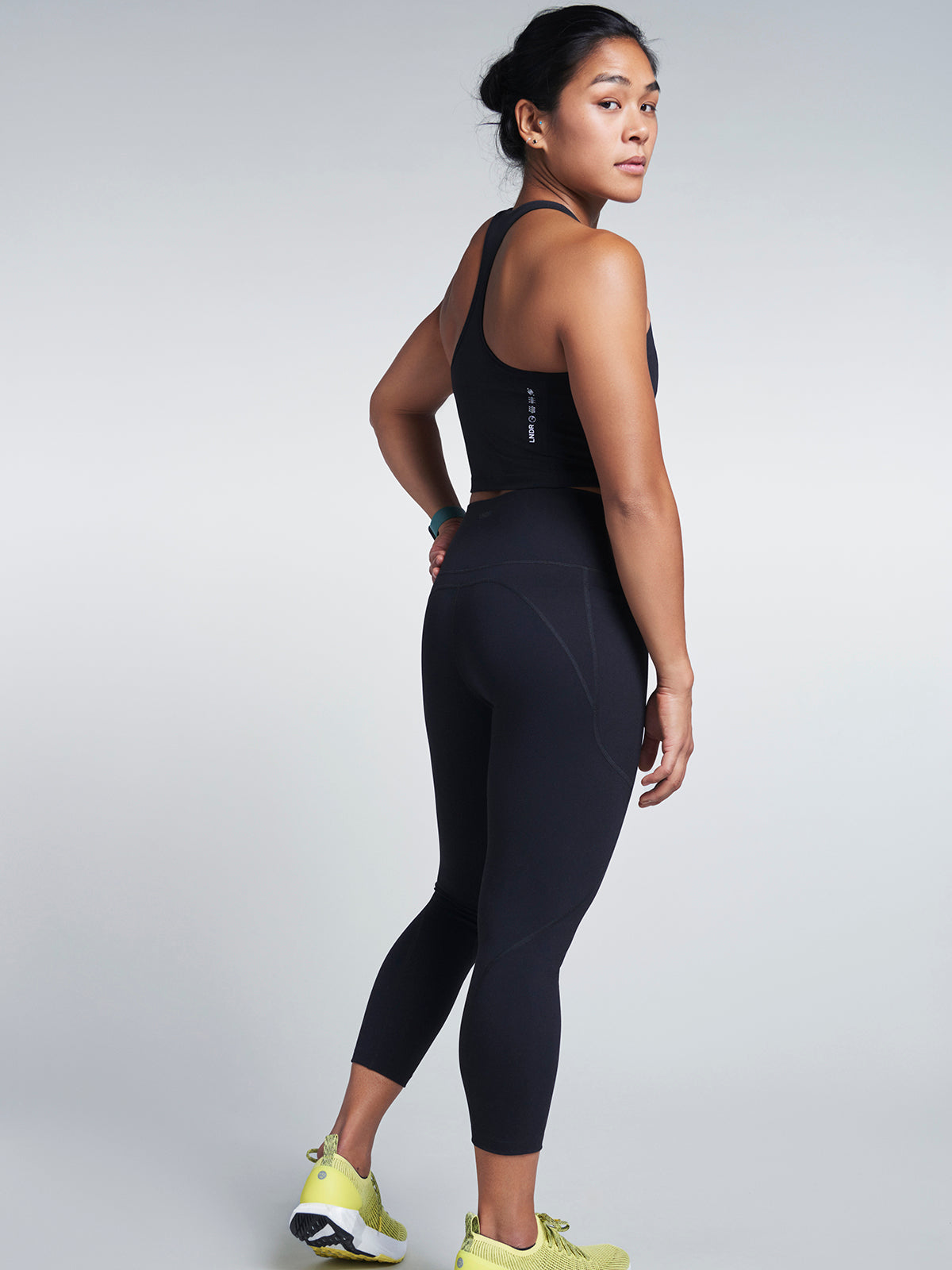 Womens fatal attraction high waisted cropped length black leggings 4