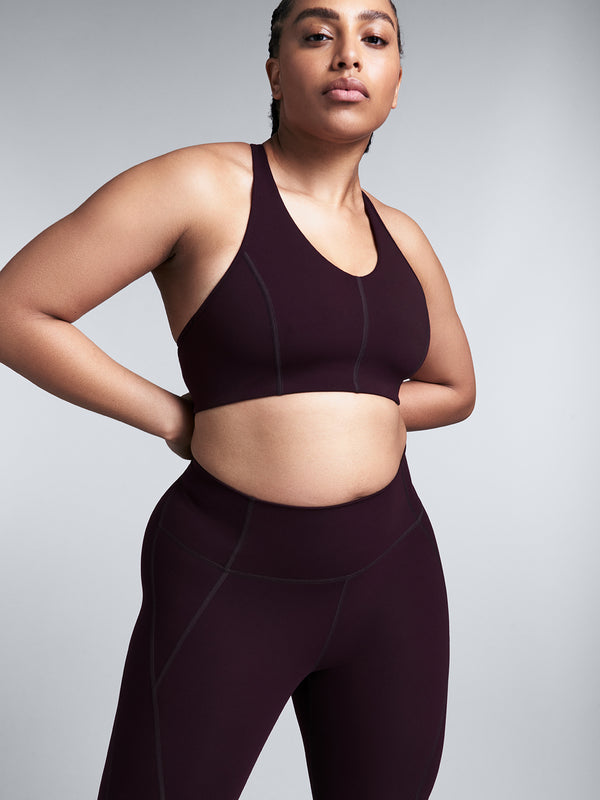 Danielle is 5' 9.5" - Under Bust 86cm (36") 36DD, Waist 88cm (34.6")