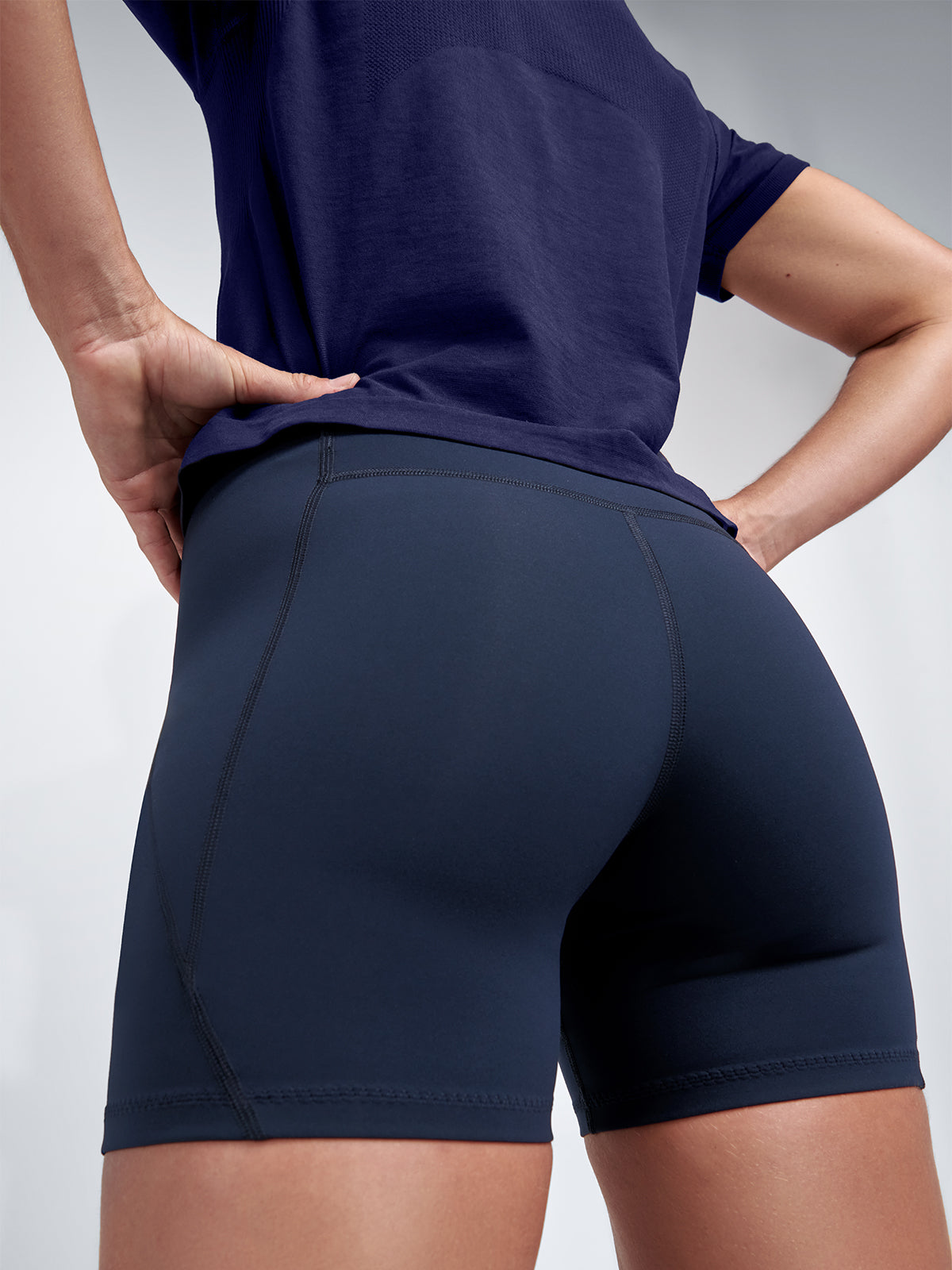 Womens limitless high waisted 5 inch marine blue bike shorts 6