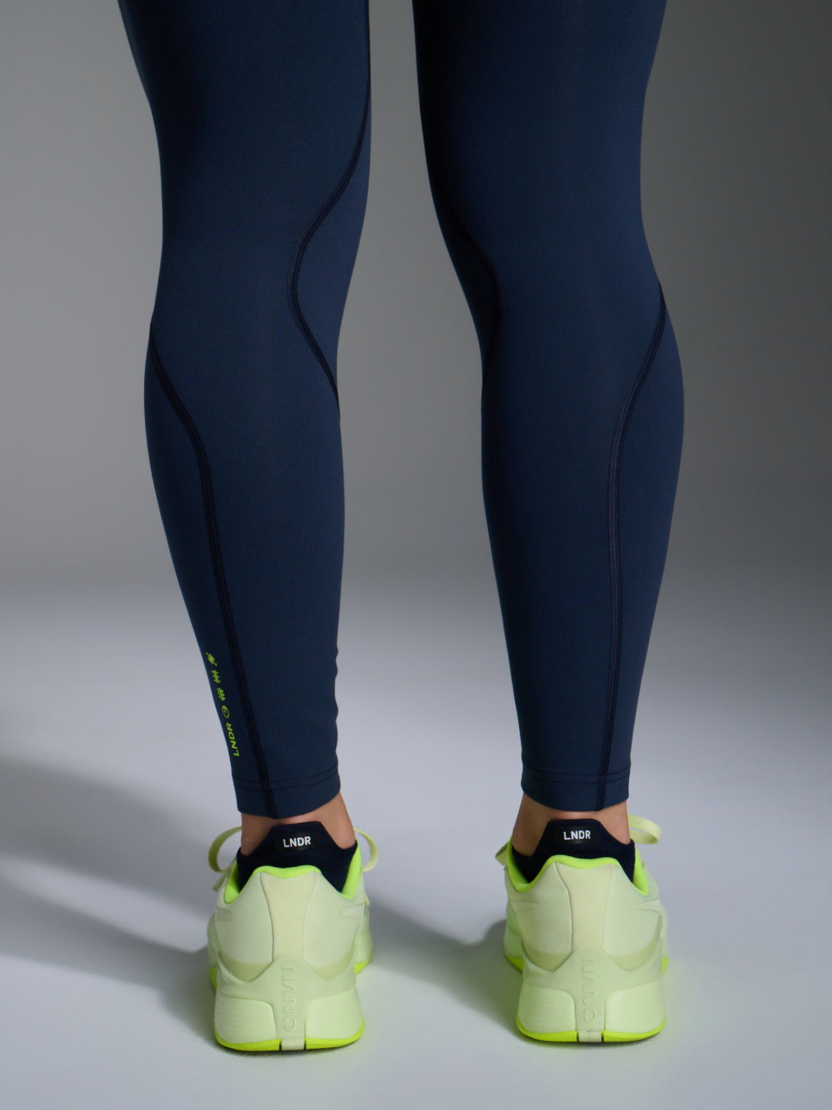 Womens limitless pocket high waisted ankle length outerspace blue leggings 3