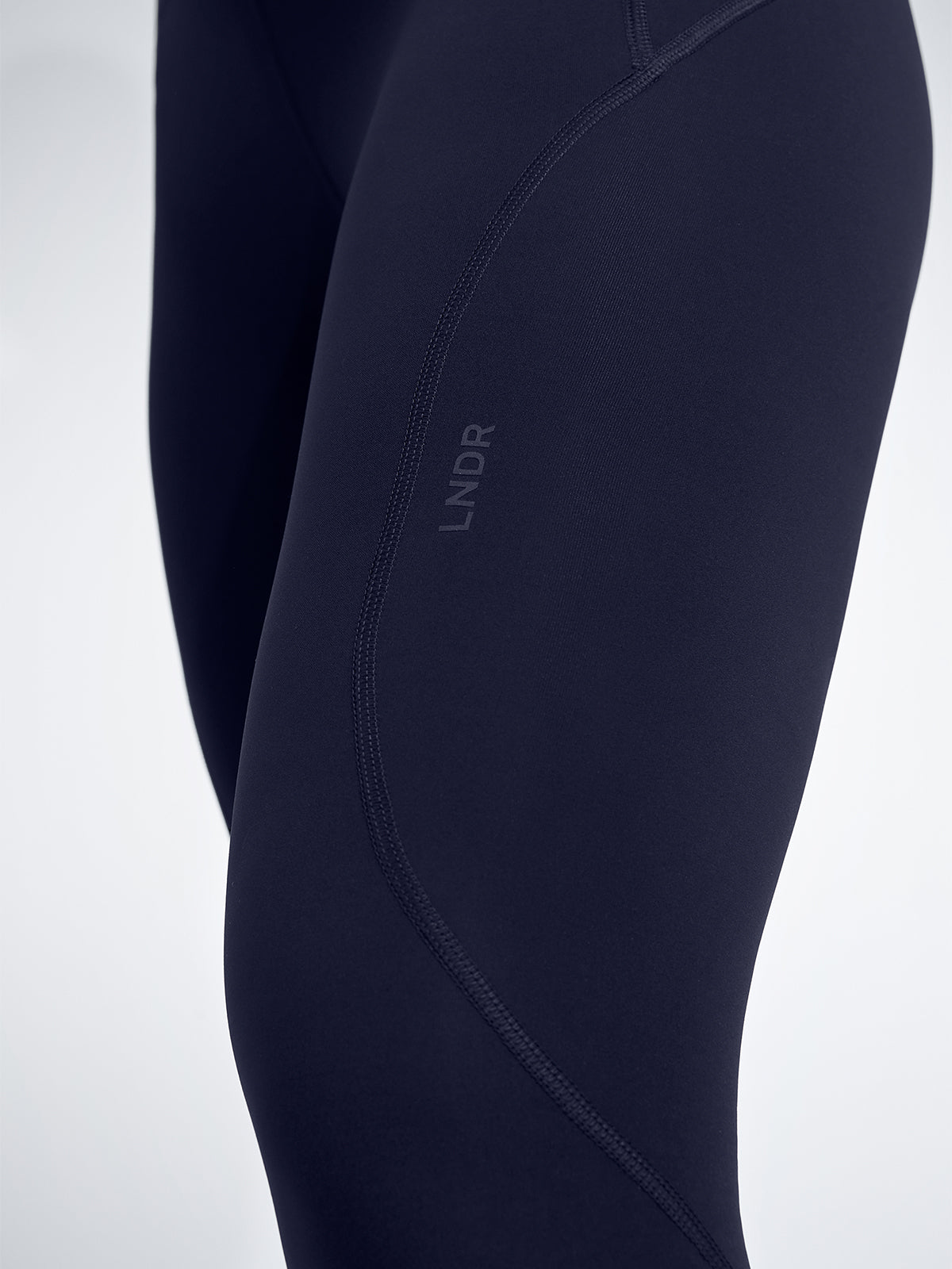 Womens limitless pocket high waisted cropped length navy blue leggings 4