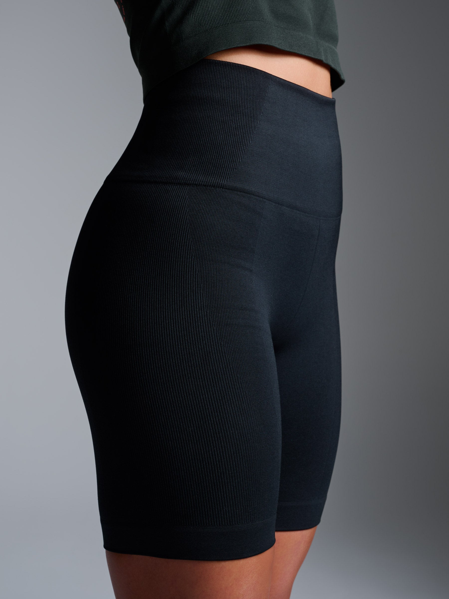 CHISEL 8" Bike Short Black