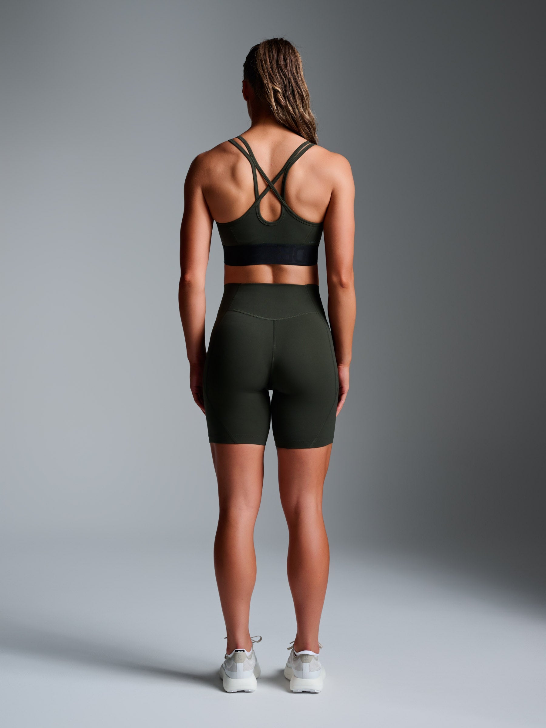 LIMITLESS 7.5" Bike Short Olive