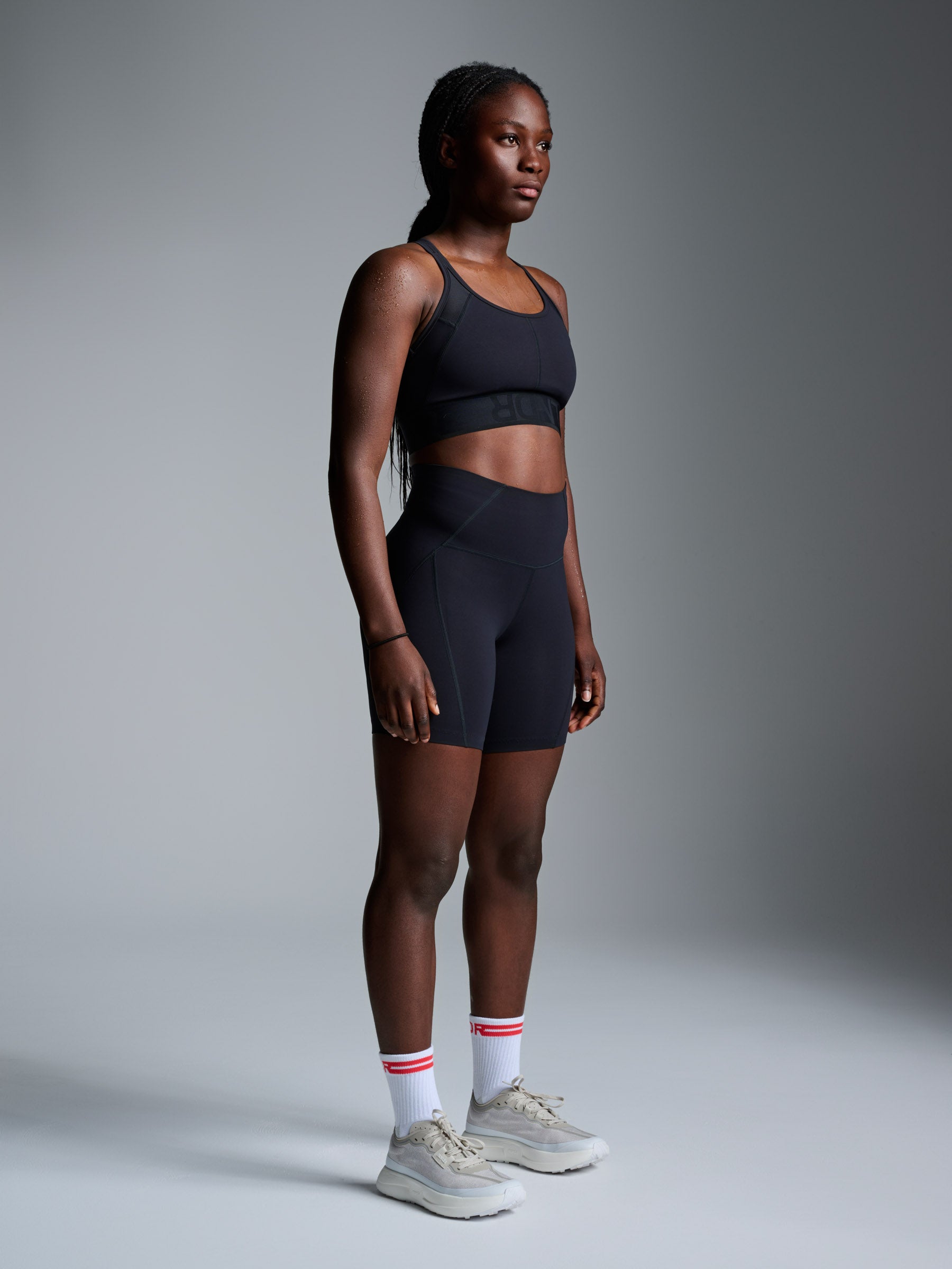 LIMITLESS Sports Bra Black