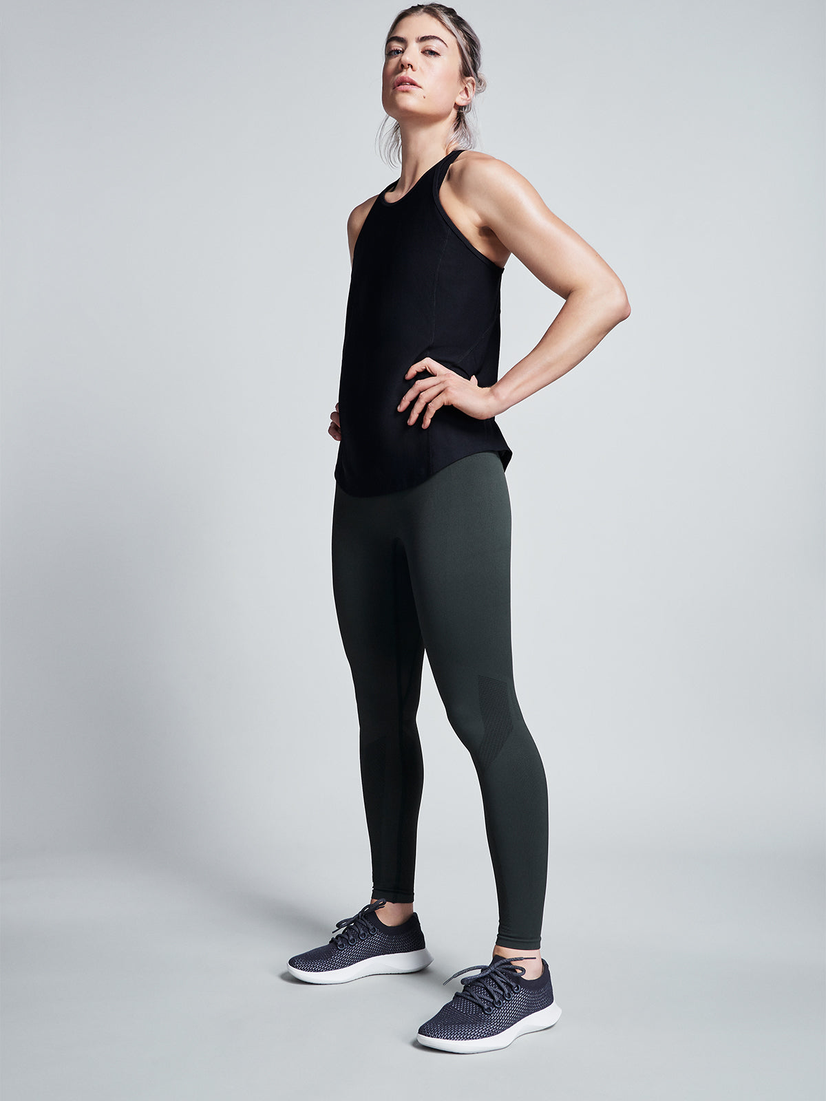 Womens black air tank top 4
