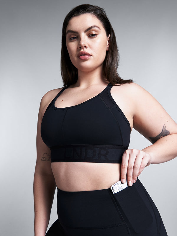 Lucy is 5' 9" - Under Bust 89cm (36C), Waist 88cm