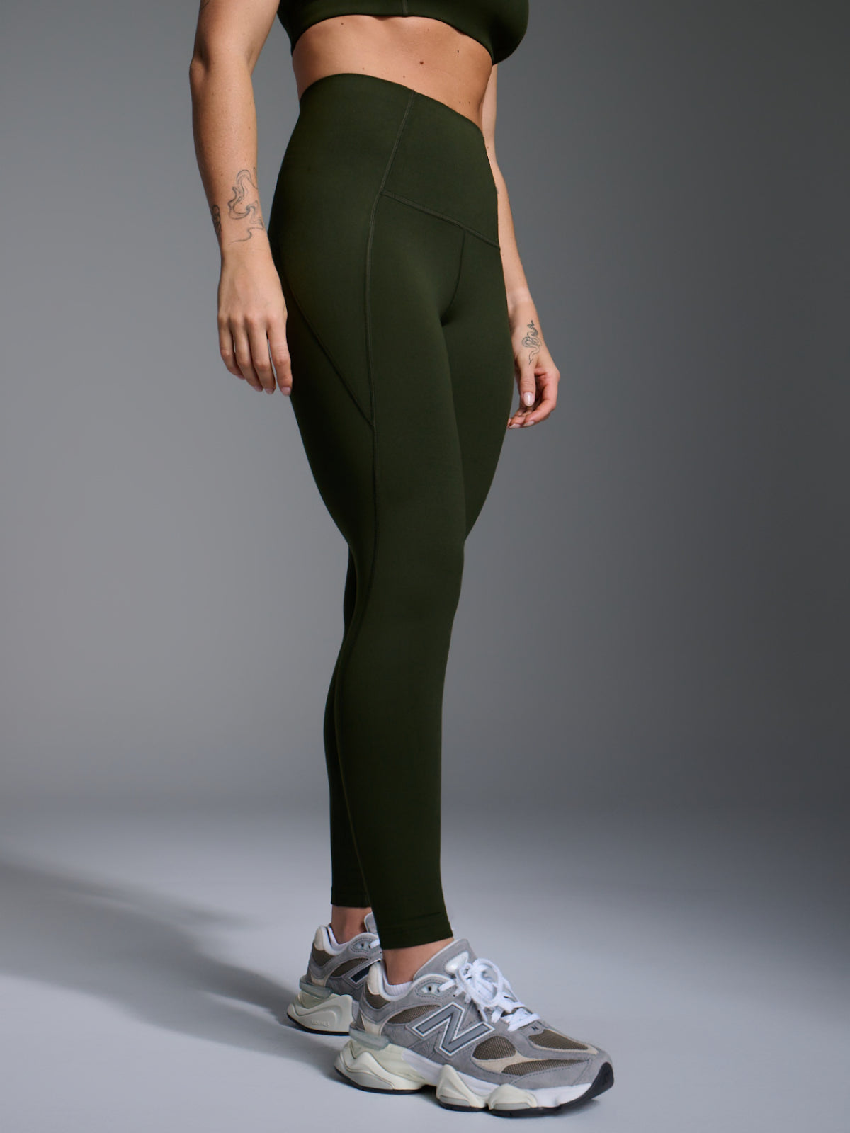 OBSESSION 7/8 Super High Rise Legging Olive