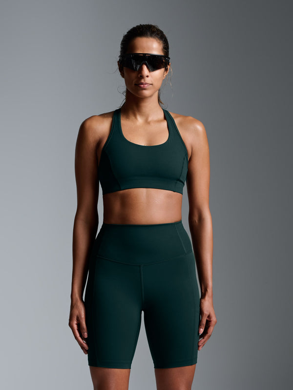 Lakshmi  wears size XS is 5' 4" - Underband 72cm, Bust 79cm, Waist 88cm, Hips 94cm