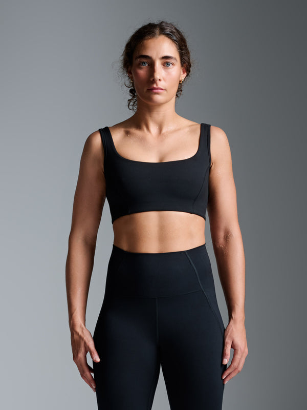 Tam wears size S is 5' 6" - Underband 72cm, Waist 71cm, Hips 95cm, Inseam 80cm