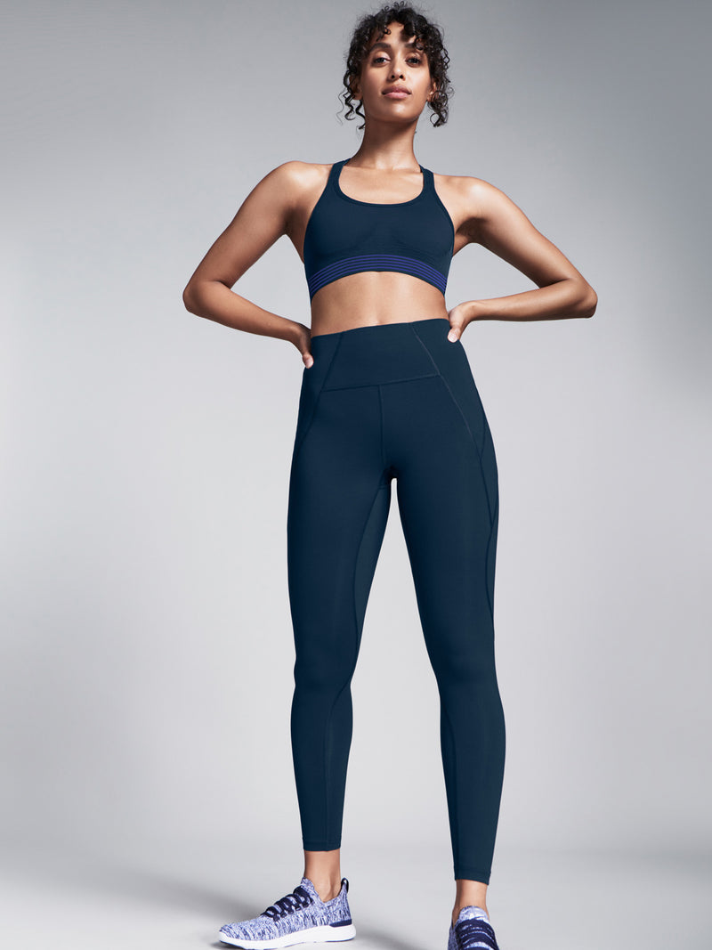 Size_XS / Measurements_Micha is 5' 9" - Waist 65cm (25.5"), Hips 89cm (35")