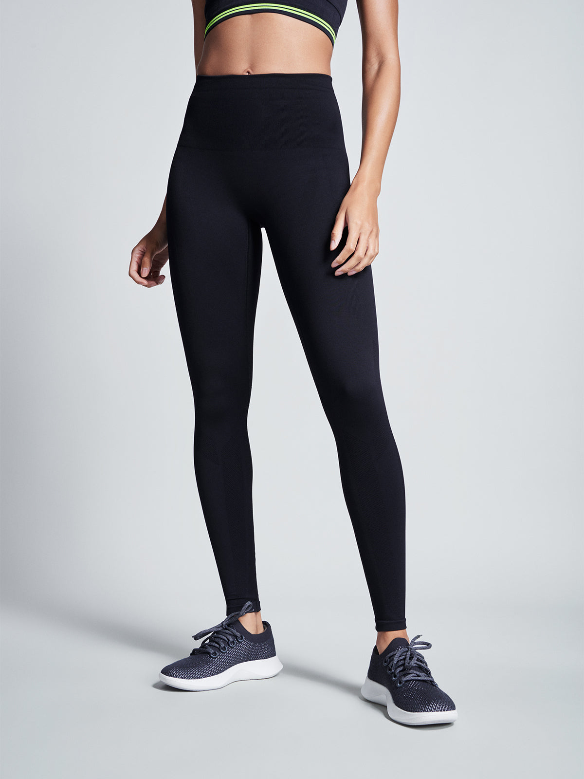Cultsport All Day Ease Solid Tights | Anti-Chafing | Squat-Proof | Workout  Leggings for Women| 4-Way Stretch | Women Sports Wear | Anti Slip | Active  Wear for Women | Sports Leggings (CS700149XS_Black_XS) : Amazon.in: Fashion